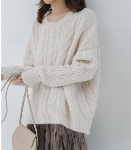 South Korea winter solid color heavy industry twist warm cover Knit Long Sleeve Sweater