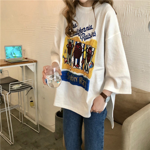Actual Korean original T-shirt with good quality, loose appearance and lean beans has been tested