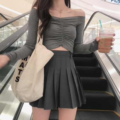 Real-price Korean version of pure auricular lace clavicle V collar compression pleat short long sleeve T