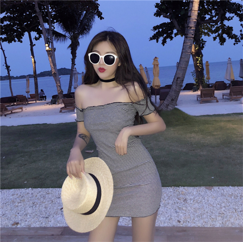 Real-price Korean style elastic thin one-character shoulder-bare dress