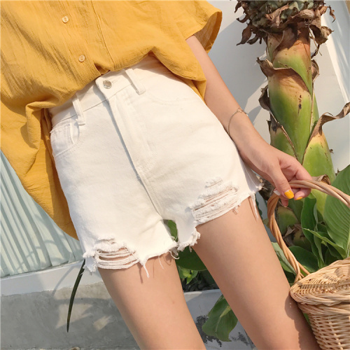 Real-price Korean version of high waist, thin, hollow, wide-legged hot pants, jeans and shorts have been tested