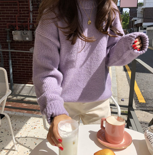 Gentle and elegant candy colored Mohair soft waxy warm round neck sleeve loose and thickened sweater for women