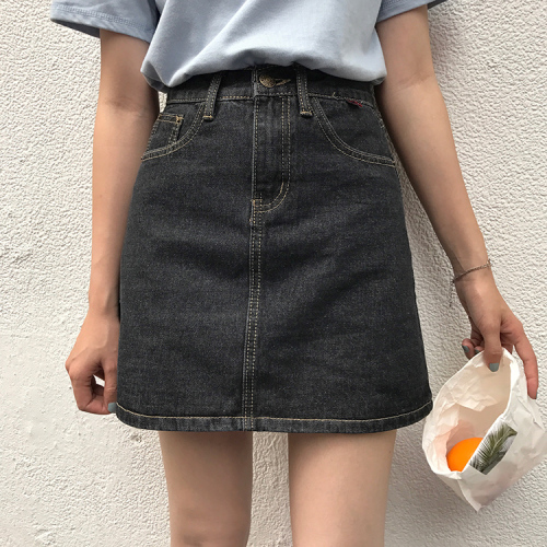 Real-time quality inspection basic red small label jeans buttock skirt jeans skirt