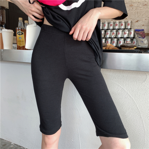 Five-minute pants with thin body and slim sports, underwear and elastic pants with tight pants