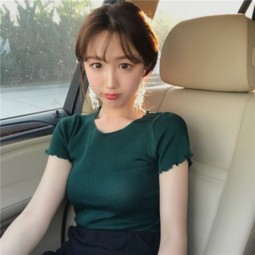 Short-sleeved T-shirt with tight ear and Hong Kong-style retro-style blouse in summer