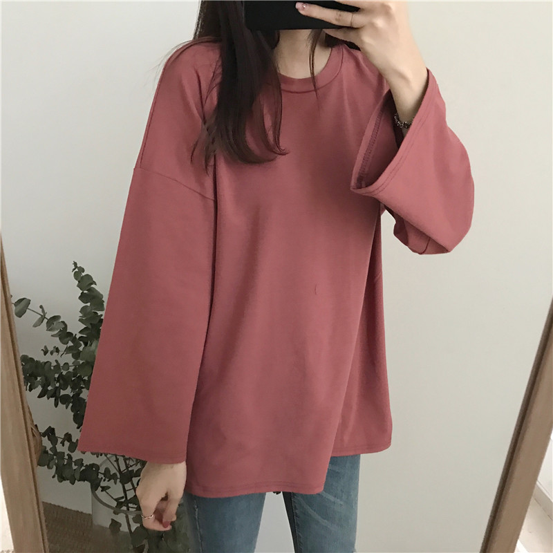 Real-time photography of a hundred sets of simple pure-color jacket, round collar and collar, loose Bf wind, multi-color long-sleeved T-shirt, Female Qiu