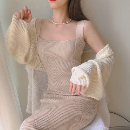 Retro soft late wind Morandi slim bag with knitted suspender dress