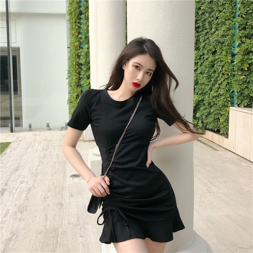 Short sleeve dress with round collar, slim body, rope tie and croup tail