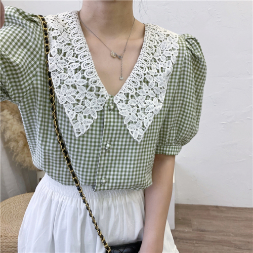 Korean literature Plaid short sleeve women's summer retro sweet Lace Baby collar bubble sleeve shirt versatile top