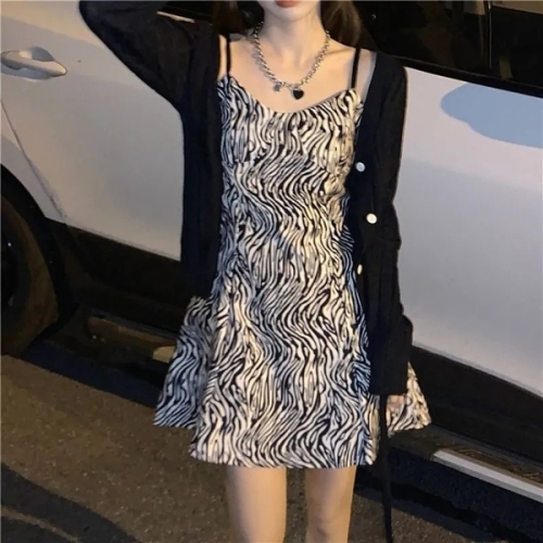 2021 new Korean style slim waist zebra pattern sleeveless strap A-line skirt female student trend