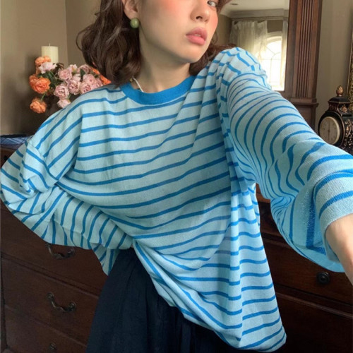 Candy color thin stripe T-shirt women's 2021 summer new youth age reduction bright color lazy wind loose long sleeve T-shirt