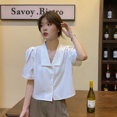 Real price real shot summer Korean square neck bubble sleeve can be sweet or salt gentle temperament loose short suit shirt