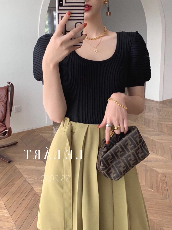 Summer ice silk fabric pure color simple design Lantern Sleeve knitted Short Sleeve T-Shirt NEW