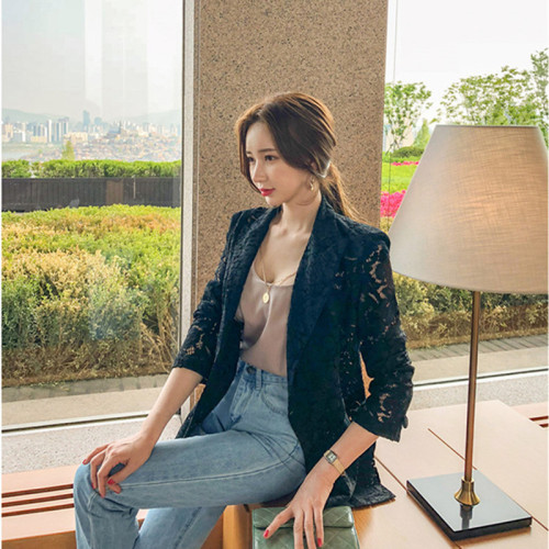 Double breasted cut out lace sunscreen suit top 202 Xiaxin Korean version simple lace suit air conditioning coat