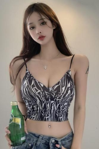 Real price Hong Kong style sweet spicy new zebra retro suspender vest