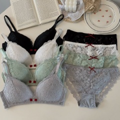Real shot real price French triangle cup lace thin large chest show small underwear no steel ring small chest gathered bra suit
