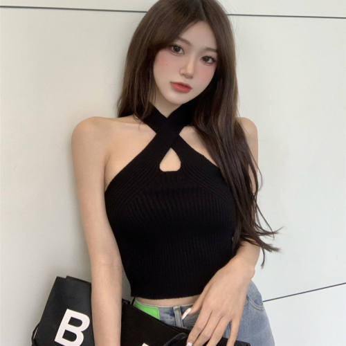 Real shot and real price design sense hanging neck knitted suspender vest for women's slim body, hollow out and navel exposed