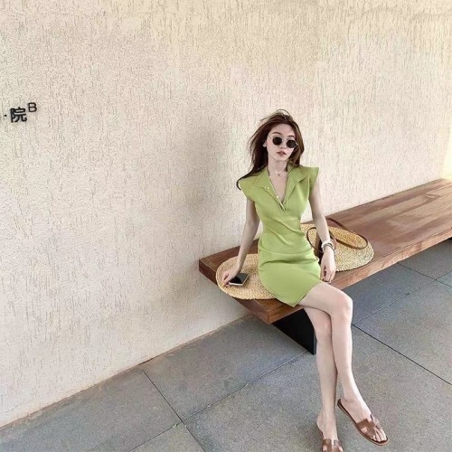 Simple and elegant summer new pure color high elastic knitted sleeveless split dress