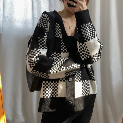 Black and white plaid knitted sweater cardigan coat women's spring  new loose style jacket