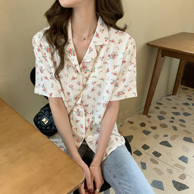 Summer Korean new thin and versatile printed suit collar Short Sleeve Chiffon Shirt Top Women's fashion