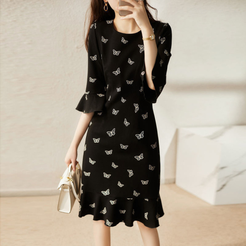Large size women's summer new Korean style medium length fat age reducing and thin printing fishtail dress