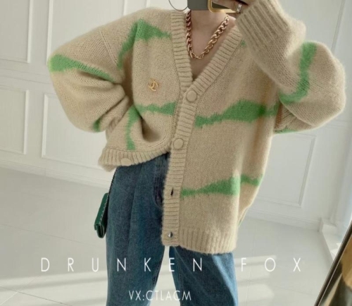 Korean dongdamen striped Cardigan Jacket Women's loose and lazy wear color matching V-Neck Sweater fashion