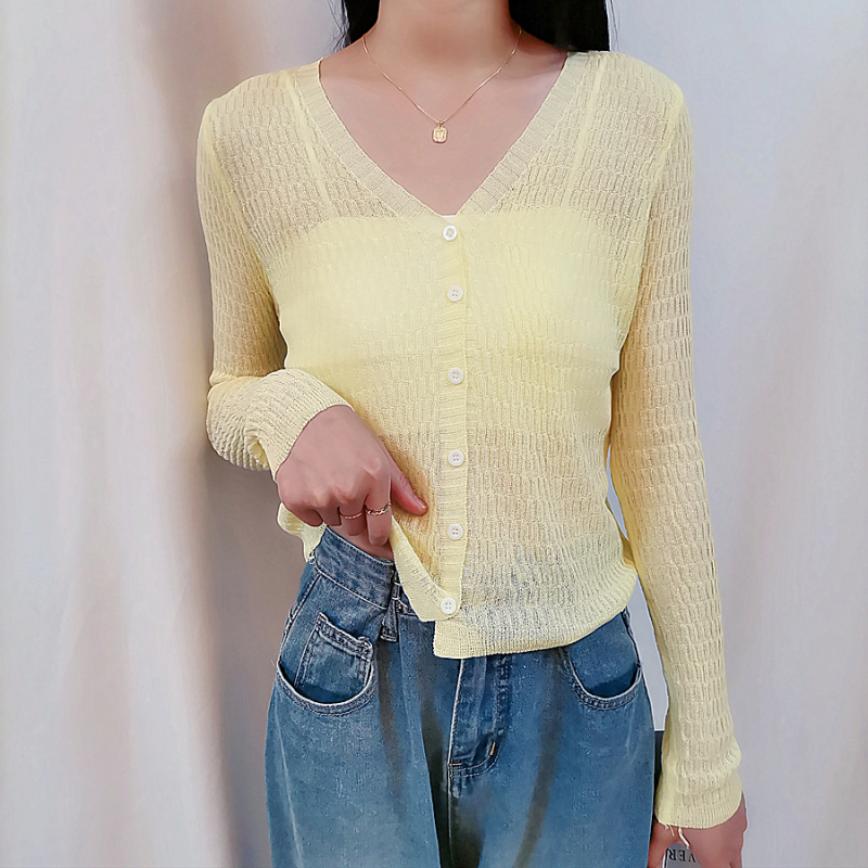 Real shooting of summer Korean version gentle wind ice silk V-neck thin micro transparent loose long sleeve knitted sunscreen cardigan