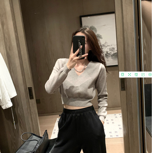 Collar sweater women's short spring and autumn winter new fashion slim fit with clavicle chain long sleeve bottomed top