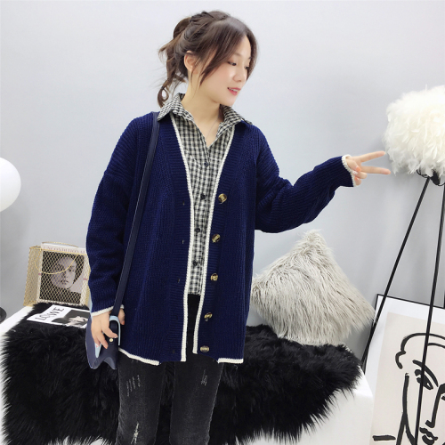 Actual shooting of autumn new Korean V-neck college style lazy style knitted cardigan women's loose short sweater coat fashion