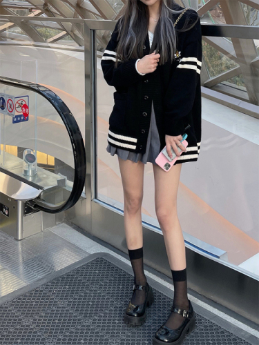 Little bee stripe knitted cardigan collar sweater Guochao brand male and female lovers Street College coat