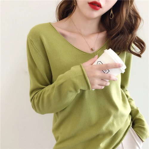 Inside with a V-Neck Sweater, women's thin spring clothes, outside with a loose and versatile sweater and a bottomed top