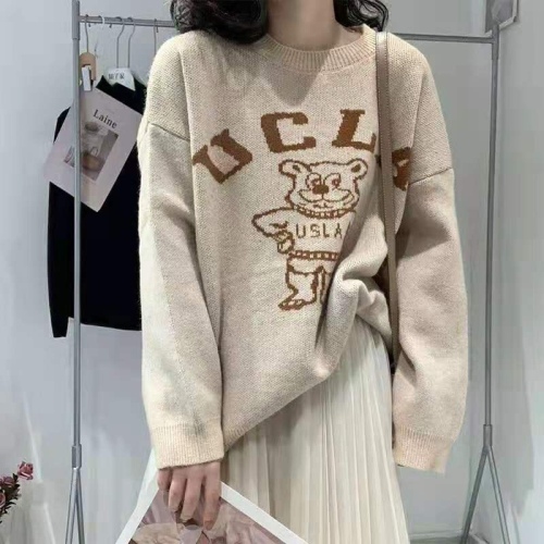 Cute little bear sweater women wear a new Japanese loose soft waxy lazy style sweater in autumn and winter 2021