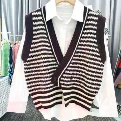 Early autumn vest women's top stripe chic V-neck design sense of minority knitting  new women's outer wear color blocking