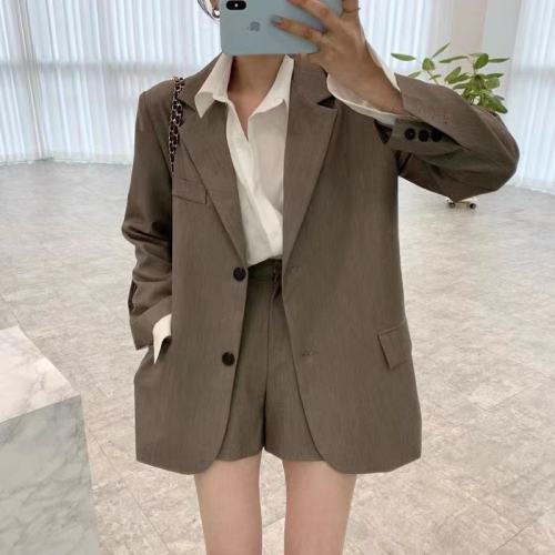 Korean chic design sense of minority long sleeve suit coat + high waist slim shorts suit two-piece set female autumn