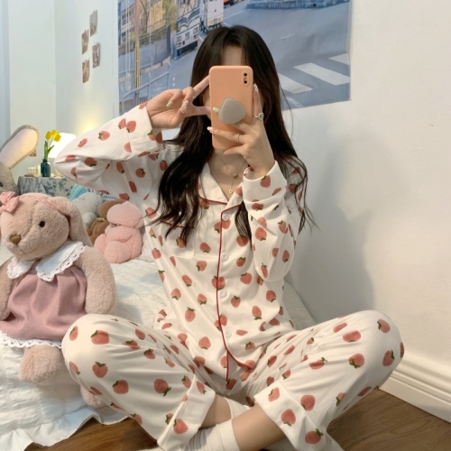 Real price Korean strawberry sweet pajamas women's style autumn and summer long sleeved trousers two-piece home clothes