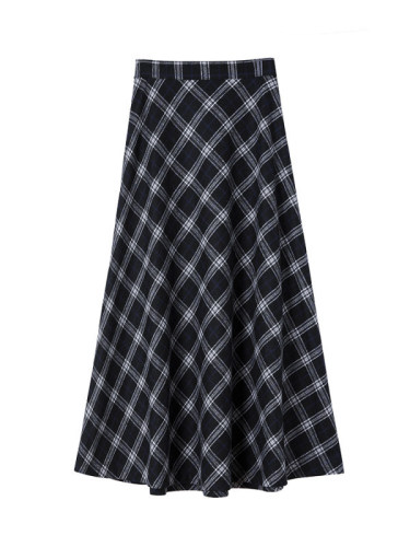 Vintage plaid skirt women's high waist 2021 new medium length slim black A-line large swing skirt
