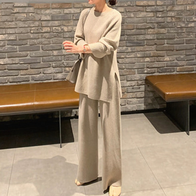 Autumn and winter Korean version round neck side split sweater sweater sweater versatile hanging feeling wide leg trousers two-piece suit women