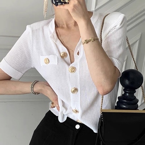 Korean chic summer French elegant round neck single row metal buckle slim fit short knit cardigan women's top