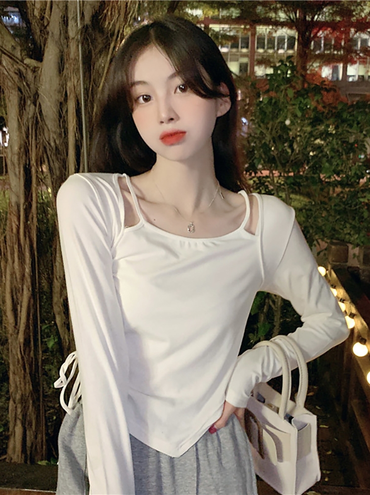Bottomed blouse women's spring and autumn 2021 new design sense in early autumn with fake two T-shirts and irregular tops
