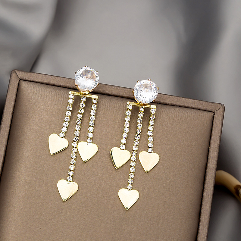 Real shooting of Korean diamond inlaid peach heart long Tassel Earrings, pearl zircon one, two Earrings