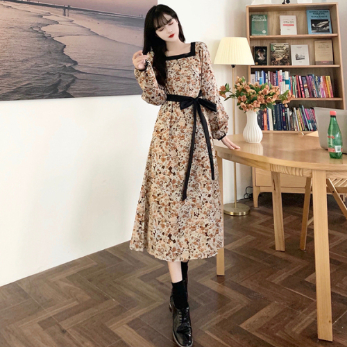 Real price retro Platycodon grandiflorum long skirt French girl's first love temperament Cuihua bandage long sleeve dress female