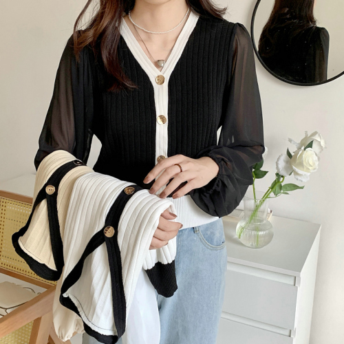 Real shooting autumn 2021 French temperament V-neck stitched chiffon long sleeve knitted cardigan loose Lantern Sleeve contrast color top