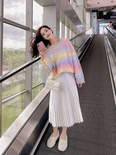Japanese color sweater women's loose cover new Rainbow Stripe lazy sweater for the first year