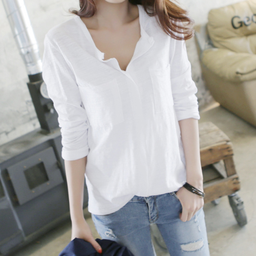  spring and Autumn New Korean long sleeve T-shirt women's V-neck slim fit casual pocket bottomed Shirt Top