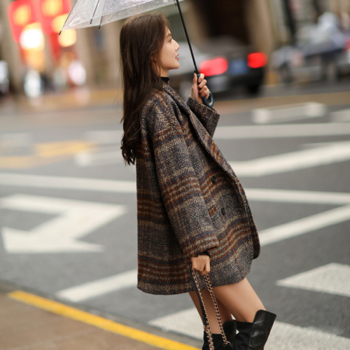 Wool coat women's medium and long loose suit popular Plaid woolen coat women's thickened jacket in autumn and winter 2021