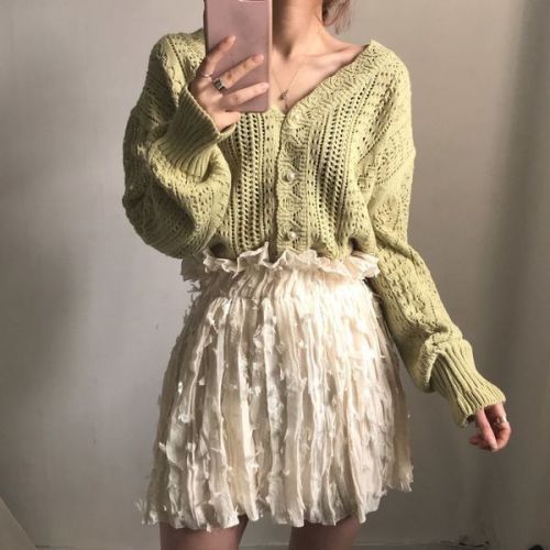 Ghost horse Girl Korean Chic Vintage hook flower lace hollowed out sweet foreign style age reducing versatile knitted cardigan sweater