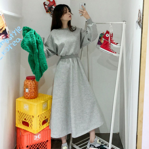 Autumn and winter Korean temperament long sleeve large size slim big swing waist long sweater dress women's fashion