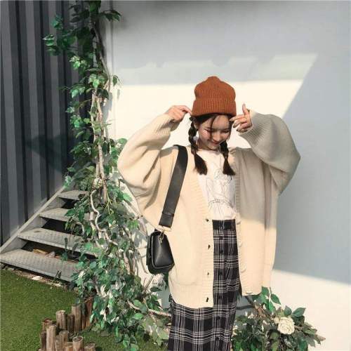 Sweater women loose wear lazy wind autumn winter 2021 new Korean medium and long knitted cardigan coat
