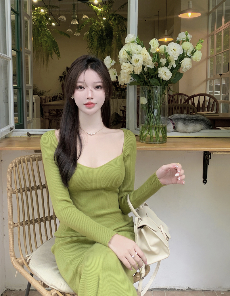 Real price and real shooting knitted dress women's dress collar tight waist bag hip medium length skirt with long sleeves at the bottom