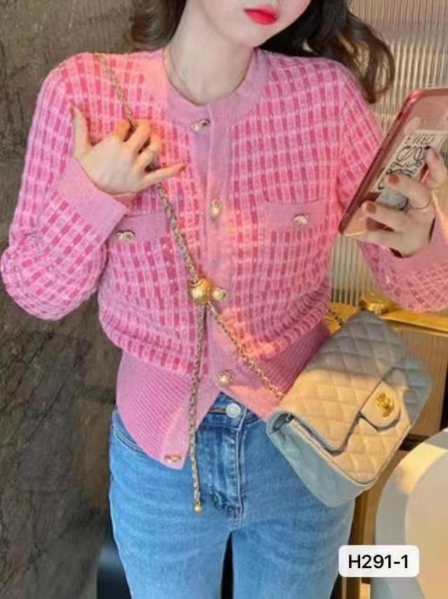 Xiaoxiangfeng sweater coat knitted cardigan top female autumn new French celebrity sweet foreign style short sweater